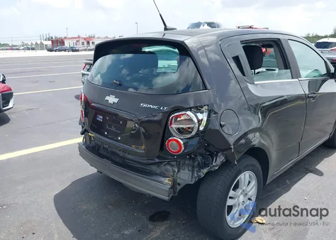 2014 Chevrolet Sonic Lt Auto из США, поврежденный, VIN 1G1JC6SG5E4100015